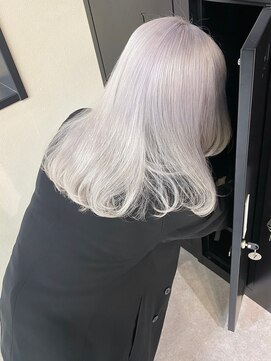 ペレ 渋谷(PELE) J107_ホワイトシルバー