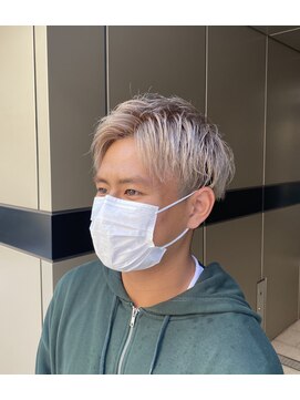 エイト 博多店(EIGHT hakata) ホワイトミルクティーベージュ