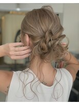 アンテナスクエア 徳島富田町店(ANTENA SQUARE)&nbsp;後れ毛のこしお色気アップ♪