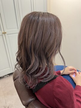 ハチマルハチ ナル 登戸店(808 nalu) ホワイトバイオレット