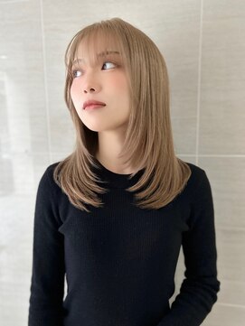 オーロ(ORO) 小顔前髪ワンカールくびレイヤーカット黒髪ネビージュボブルフ