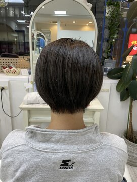 アルターシェリー(aL-ter che'rie) ショートカット[イメチェン/ハッシュカット/フルバング]