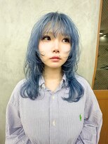 リアン(Lien)&nbsp;ミディアムウルフ/レイヤー/スカイブルー