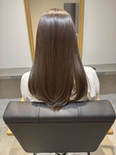 リムルバイアールエイチ(limuL by Яh) 潤い輝くナチュラルグレージュ