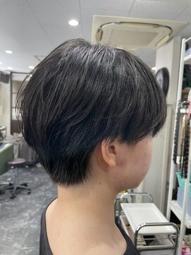 シェリー(Cherie) ハンサムショートマッシュ～甘め刈り上げ～
