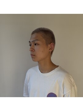 ビューティーリゾート アカヒゲ(Beauty Resort AKAHIGE) 坊主×ホワイトカラー