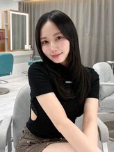 エルサザビューティー 神戸三宮(Elsa the beauty) ロングレイヤー レイヤーカット 韓国風レイヤー 顔まわりカット