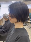 ショートボブ