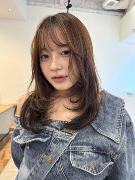 マルケ ドゥ マッシュ(MaruQuee de mashu) ハッシュカット/レイヤーカット/ロングレイヤー顔まわりレイヤー