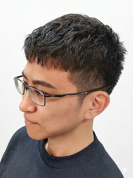 グロウ 博多店(growth) クロップヘア