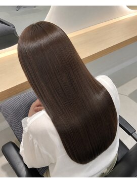 グロウ 赤羽(grow) ブラウンカラー×艶ロング×髪質改善