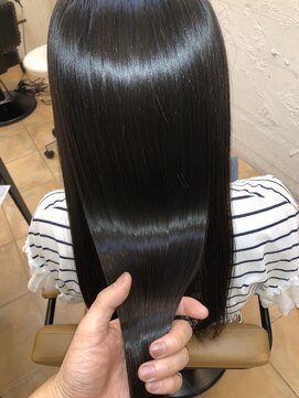 アコンプリッシュ 代官山 恵比寿(accomplish) クリスタルミネコラ