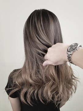 アグ ヘアー マロン梅田3号店(Agu hair marron) ハイライトロング