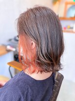 メゾン(maison)&nbsp;【ダメージ94%カットブリーチ使用】インナーカラーオレンジ