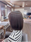 重めボブをカラーで軽く！