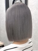 シルバーグレー