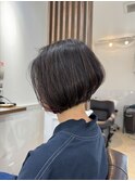 前下りボブスタイル