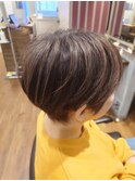 白髪ぼかしカラー コンパクトショートカット