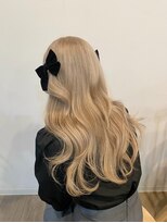 サク 田町芝浦(Sac.)&nbsp;Ayane ブリーチカラー　ミルクティーカラー　グレージュ