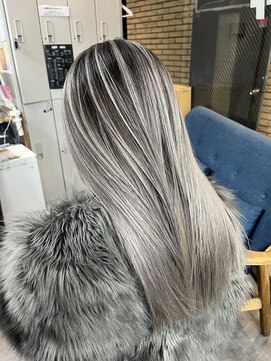 ラフ(LAFF) ホワイトシルバーバレイヤージュ