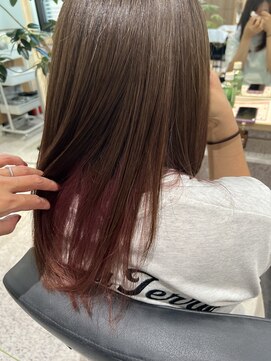 ゼストソエル(ZEST soell) 夏はビビットカラーをポイントで◎