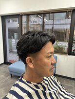 ルシアス(Luciaz)&nbsp;メンズ×毛流れパーマ　簡単なセットでビジネススタイルにも！！