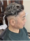 極道パーマ×ホワイトメッシュ×スキンフェード