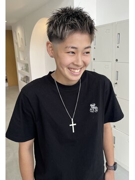 エマン(AIMANT) フェードスタイル×ハイライト