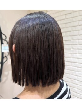アッシュ 二俣川南口店(Ash) 縮毛矯正でまとまりあるボブスタイル
