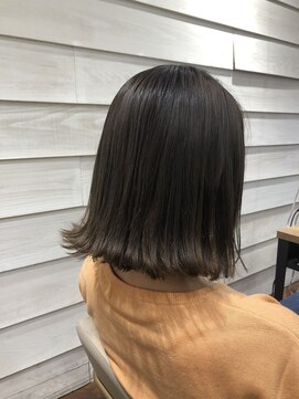 ルナアトリエ(runa atelier) 切りっぱなしボブ