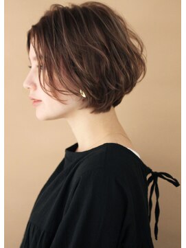 サーカス バイ ビュートリアム 青山(CIRCUS by BEAUTRIUM) コロンと 再現しやすい ショートボブスタイル