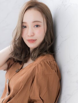 ローレン(LOREN) ＊LOREN＊美肌に見えることりベージュ×大人毛先パーマセミディ