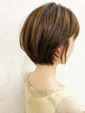 カラープロデュースバイアルバ(color produce byALBA) 20代30代40代におすすめ、大人可愛いショート