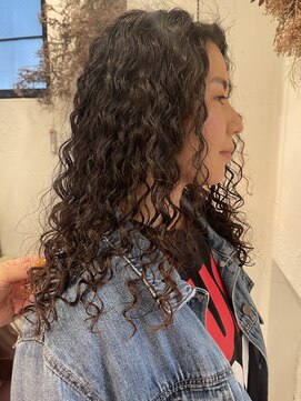 キキ(kiki) ハードスパイラルパーマ