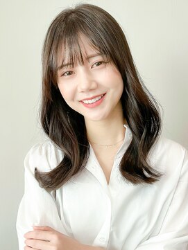 レア 表参道(L'ea) ○黒髪クラゲヘアーオリーブグレー小顔ココアベージュ