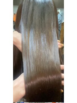 イイネ(iine) ブラウン髪質改善サラツヤ髪くせ毛うねり毛などの悩み解消