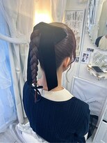 リムネ(RIMUNE)&nbsp;三つ編みポニー