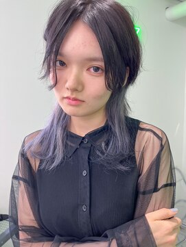 キバ(kva) ▽□□▽パープルシルバー×センターパートウルフ