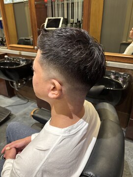 ヤード(YARD) スキンフェード　ハットブリムスタイル