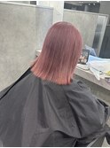 ピンクベージュ