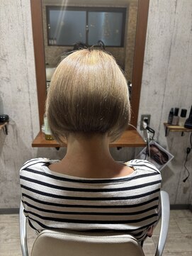 ファボリ(favori) お洒落に白髪隠し頭綺麗にボブスタイル