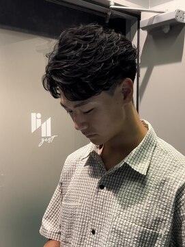 ゼスト リル 新宿(ZEST lill) ニュアンスパーマスペインカールフェザーパーマメンズパーマ