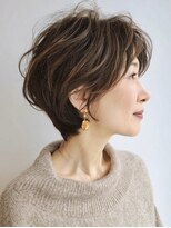 ハーツ(Heart's)&nbsp;大人ショート　白髪ぼかし　脱白髪染め　ハイライト40代50代60代