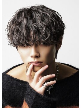 アストラ(ASTRA) MEN’S HAIR/波巻きツイストスパイラル/リバースセンターパート