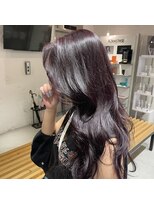 ネームレス 心斎橋(nameless)&nbsp;ケアブリーチ×ダークパープル 秋冬の艶髪ロング 心斎橋