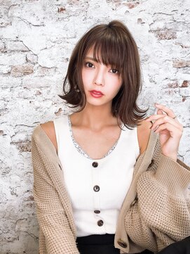 エル(elle) 小顔に見せるヘアワンサイドショート×フレンチボブ錦糸町