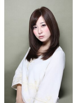 ヘナ ファクトリー 八王子店 溢れるツヤ感と黒髪美人オーラ☆魔性ロングストレート