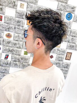 トッカ(tocca) ツーブロックショート/ハイライト/パーマ【掛川】