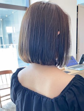 マイティ バイ エイチ(mighty by H) くすみカラー×ボブ×オリーブグレージュ