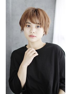 オティアプラスエヌ(OTTIA+n) 20代30代40代　表情豊かな小顔ショート【松山】＃550
